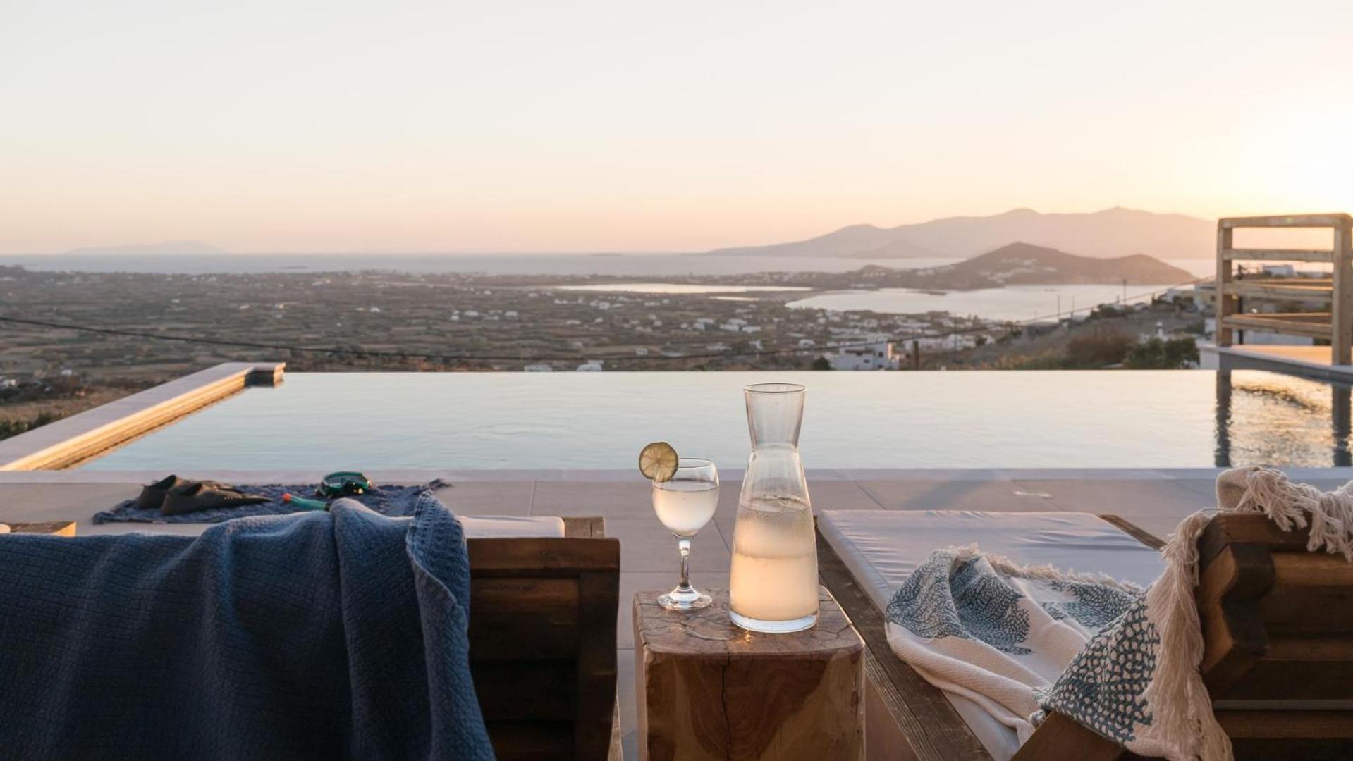 Naxos Skyline Deluxe Villas Agkidia Exterior photo
